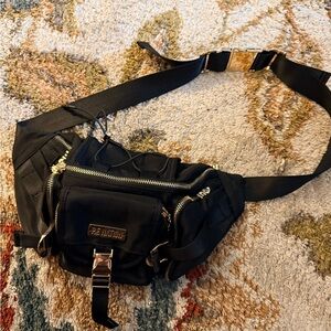 PE Nation Fanny pack black